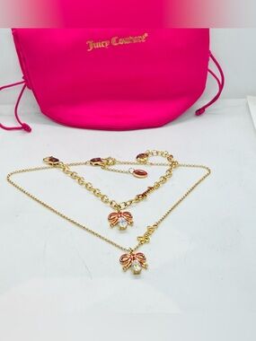 Juicy Couture Gold Tone Bow Pendant Necklace Set with Hot Pink Accents